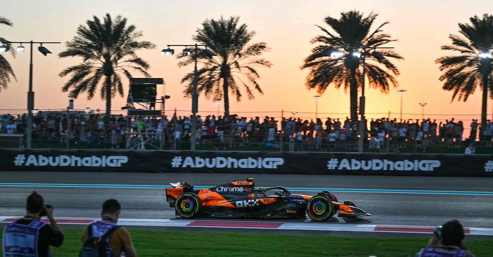 Abu Dhabi: il riscatto di Andrea Stella con la McLaren campione costruttori   Non basta la rimonta di Leclerc