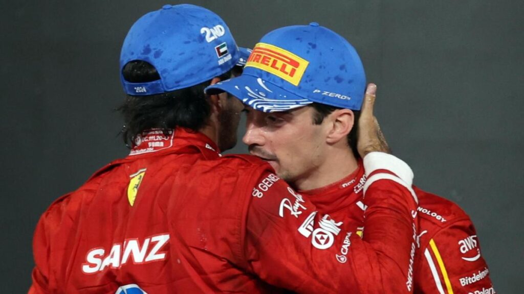 Formula 1: I retroscena della notte Ferrari con Sainz, Hamilton e Leclerc