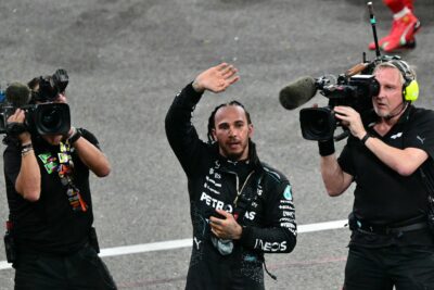 Hamilton alla Ferrari: attesa per i primi giri sulla rossa, attenzione alle date