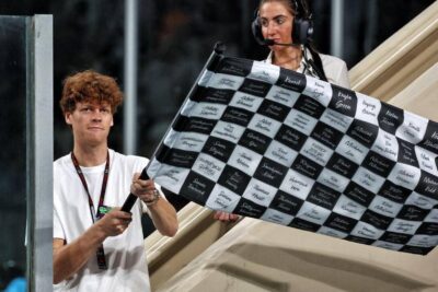 La debuttante esperienza di Sinner in F1: “Che spettacolo in auto con Charles”