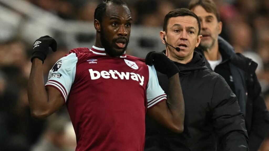 West Ham, Antonio operato per una frattura alla gamba