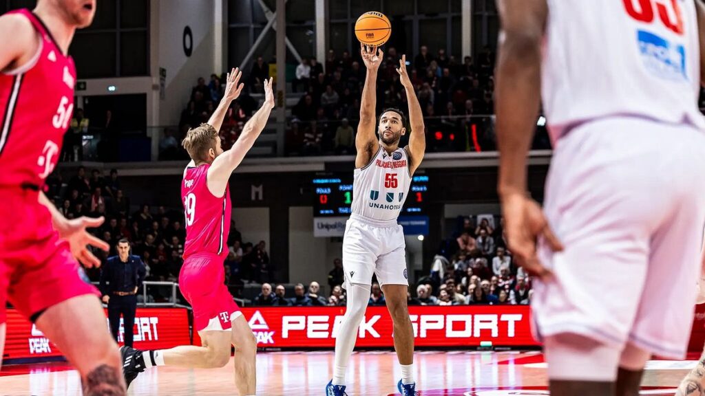 BCL: Reggio Emilia supera Bonn in finale di gara (73-70) e avanza nel torneo