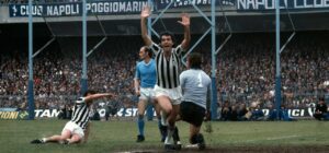 Black&White Stories: la straordinaria vittoria per 2-6 a Napoli del 1974