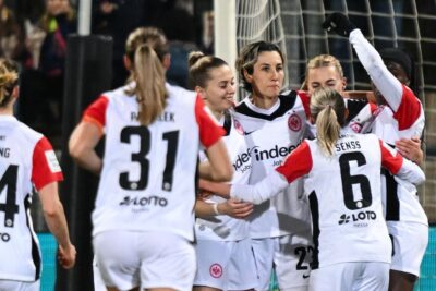 Bundesliga delle donne: Eintracht Francoforte vince il gioco di punta contro Bayer Leverkusen