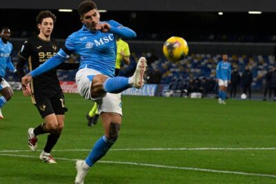 Calcio: Il Napoli avanza anche senza Kvaratskhelia, l'Inter insegue mentre l'Atalanta rallenta