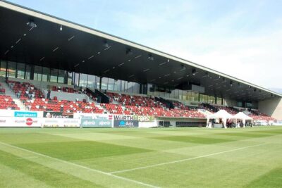 Con un coltello allo stadio, Daspo di 10 anni per un cittadino di Catanzaro   Notizie