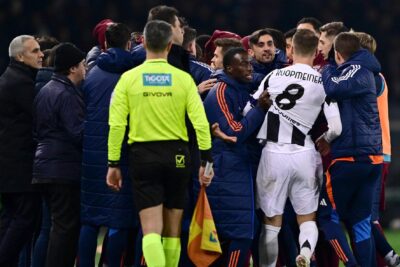 Conflitto tra Motta e Vanoli: tensione tra i tecnici di Juventus e Torino, espulsioni avvenute