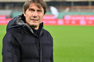 Conte: Strategia Difensiva su Kvaratskhelia. In Corso Trattative per Questo Nome