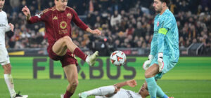 Europa League: La Roma vince 2-0 contro l'Eintracht e si qualifica per i playoff La Lazio perde 1-0 a Braga ma accede agli ottavi - Risultati e classifica - Calcio