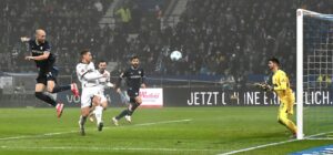 Finalmente premiato: il gol da sogno di Hofmann pone fine alla crisi di risultati