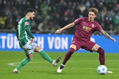 Fußball-Bundesliga - Brema perde contro l'Augsburg