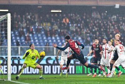 Genoa-Monza 2-0: De Winter e Vasquez in gol, Turati para un rigore a Pinamonti