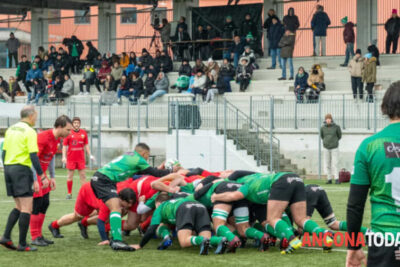 Giovane aggredita al "Mandela" durante la partita di rugby Ancona-Pesaro: «Nessuno si è preoccupato di aiutarmi»