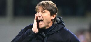 Il Napoli si prepara per la sfida contro il Verona, conferenza di Conte in diretta