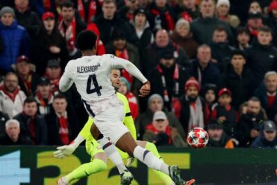 Il primo gol di Mohamed Salah contro il Lille in Champions League