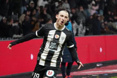 In grande forma con l'Angers, Estéban Lepaul ha segnato un gol emozionante contro l'Auxerre