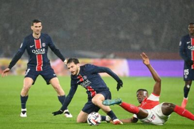 Khvitcha Kvaratskhelia si gode l'esordio con il PSG: “Un'emozione incredibile”