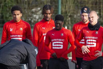 L'allenatore dello Stade Rennais si lascia trasportare dai suoi giocatori!