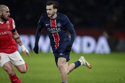 Ligue 1 - PSG -RIMS - Khvicha Kvaretskhelia ha firmato il suo primo contratto con il PSG sabato contro il Reims (1-1). Mio