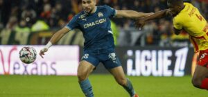 Lo scioccante striscione ultra contro Neal Maupay