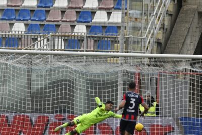 Messina-Crotone: un posticipo da brividi con il pronostico