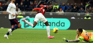 Milan-Cagliari 1-1, le pagelle: Maignan commette un grave errore (5), Abraham perde due occasioni (4). Felici brilla a San Siro (7,5)