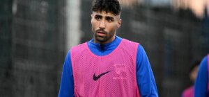 Nader Jindaoui: l'influencer ed ex calciatore dell'Hertha BSC non può entrare nel paese