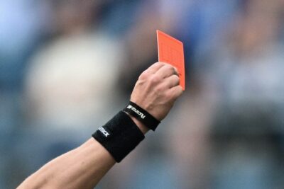 Nizza-OM: un arbitro che trionfa per il popolo di Foca