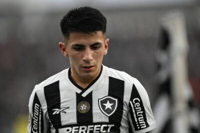 Thiago Almada, centrocampista della nazionale argentina in prestito dal Botafogo, ha firmato con l'OL