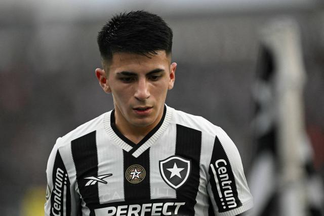 Thiago Almada, centrocampista della nazionale argentina in prestito dal Botafogo, ha firmato con l'OL