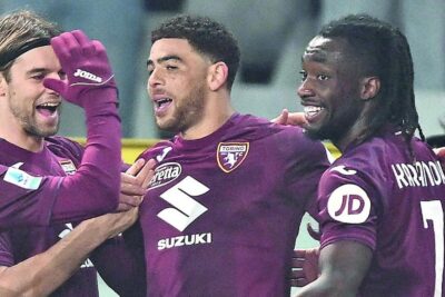 Torino-Cagliari 2-0: Grande Ché Adams trascina il Toro con una doppietta che piega il Cagliari