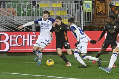 Venezia-Verona 1-1: Un gol per tempo e il derby veneto di Serie A termina in pareggio