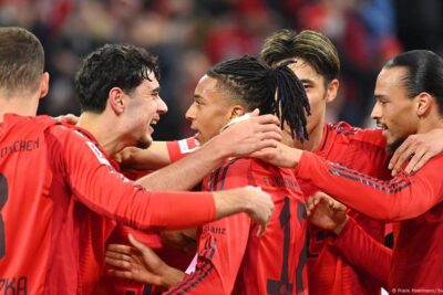 FC Bayern Confidenty contro Eintracht Frankfurt - DW - 24.02.2025