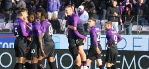 Fiorentina-Genoa 2-1: le pagelle, Gudmundsson colpisce la sua ex, Pinamonti in ombra