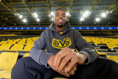 "Grande associazione per lo sviluppo": Chukwuemeka si riferisce a Bellingham and Co. | Il nuovo video delle presentazioni di Dortmund