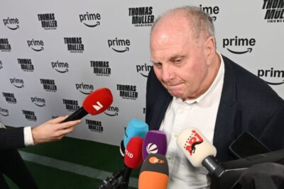 Hoeneß: Hope for Cl Final "di nuovo più grande da domenica" | Il presidente onorario vuole tenere Müller presso FCB | video