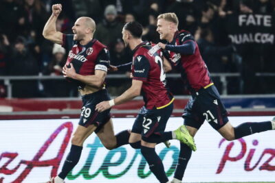 Il Bologna supera il Como e raggiunge la Juve: Italiano in corsa per la Champions