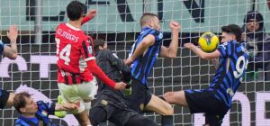 Risultato Milan-Inter: Reijnders segna alla fine del primo tempo, 1-0 Un altro gol annullato a Lautaro e palo di Bisseck