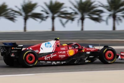 Test in Bahrain: Risultati e Analisi McLaren in pole position, Hamilton supera Leclerc e il consueto straordinario Max