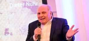 The Sports Day: Hoeneß dichiara che BVB sia lasciato indietro, ma "devo limitare" Master Promise "