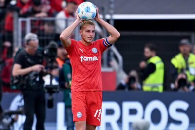 Timo Becker un argomento presso FC Schalke 04