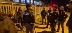 Ultras friulani e del Salisburgo attaccano un treno