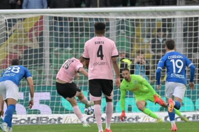 Il Brescia cede a Palermo nel finale per un penalty: Lezzerini respinge (quasi) tutto, ma non è sufficiente