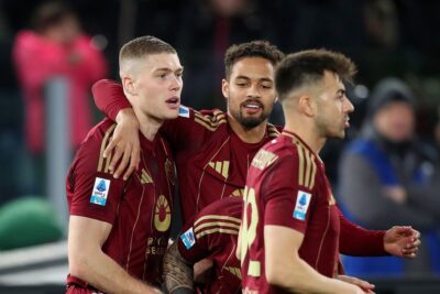 Serie A, Roma-Como 2-1: Saelemaekers e Dovbyk ribaltano i Lariani